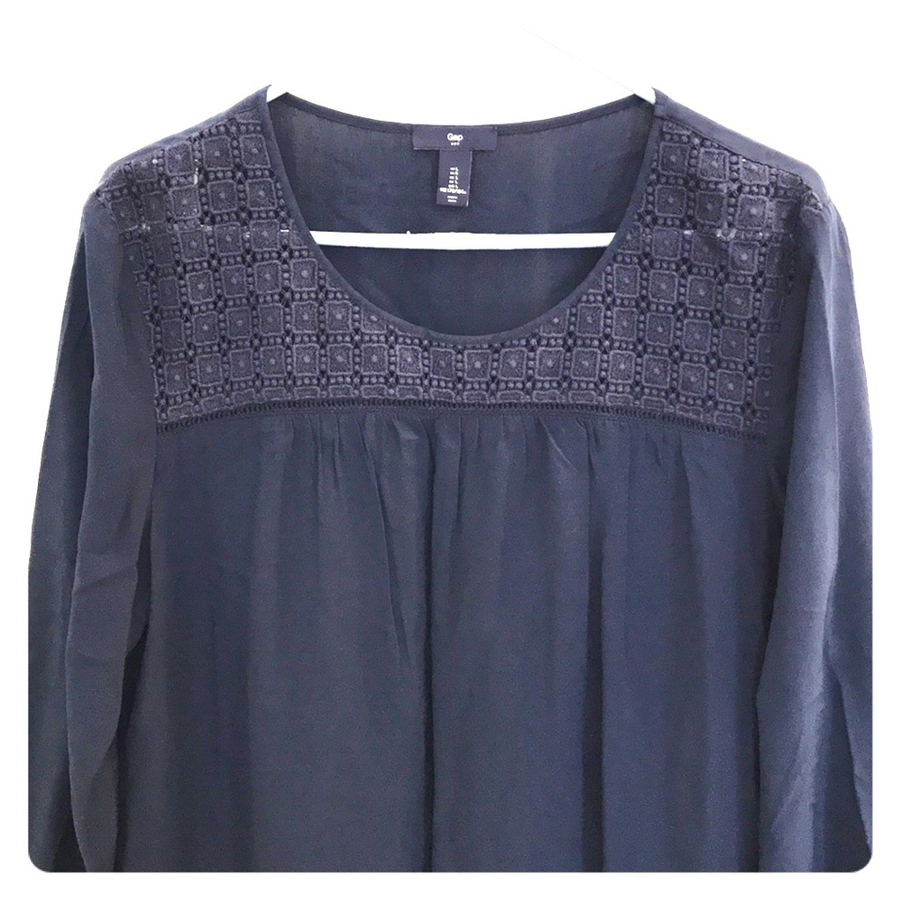 GAP blouse